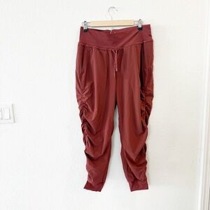 Athleta- Attitude Lined Jogger Pant - Size 6